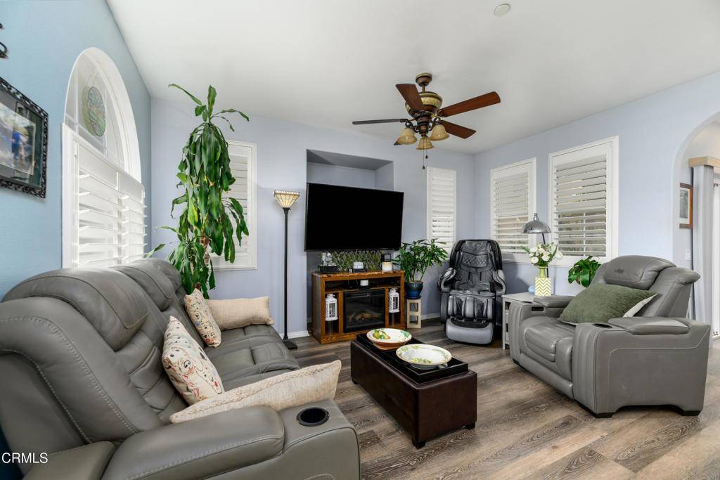 Oxnard, CA 93036,714 Nile River DR