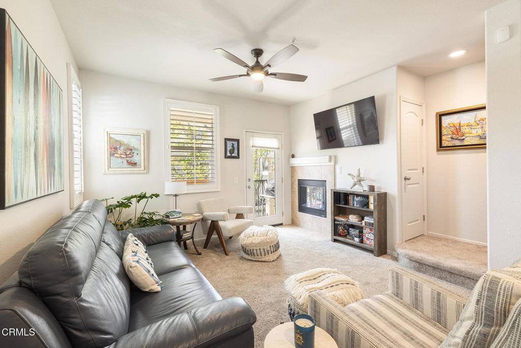 Ventura, CA 93001,148 Beach Side CT