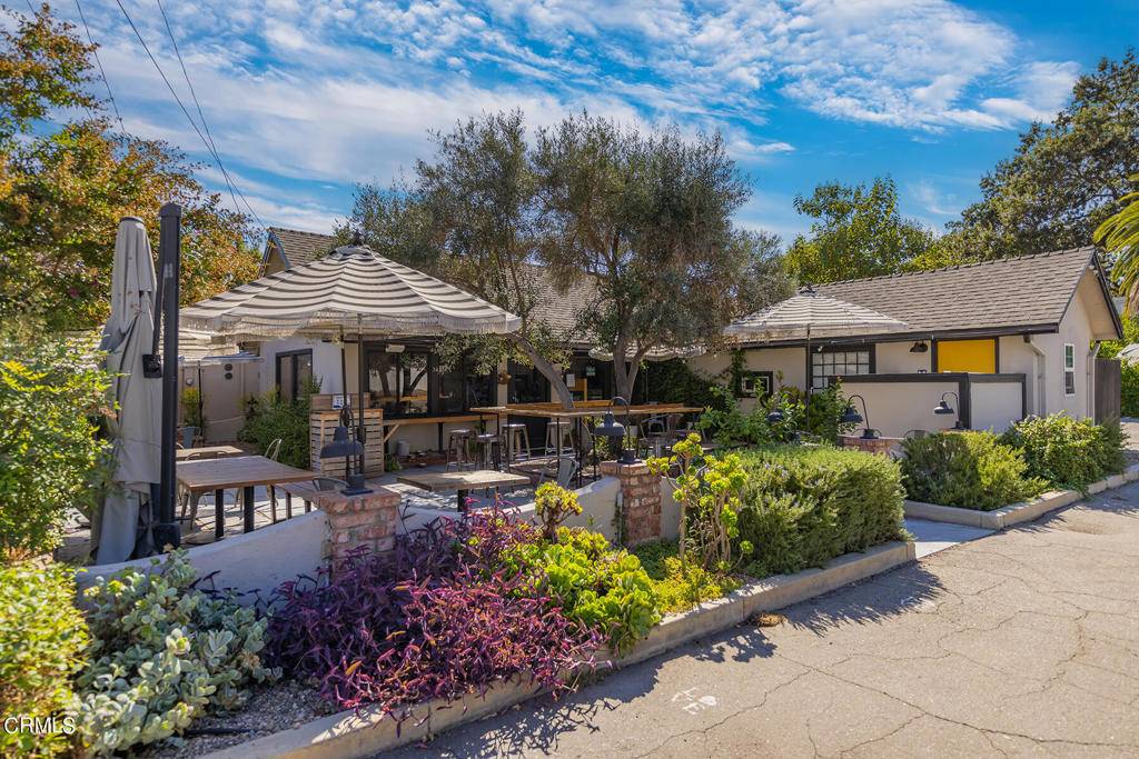 Ojai, CA 93023,205 209 N Signal ST