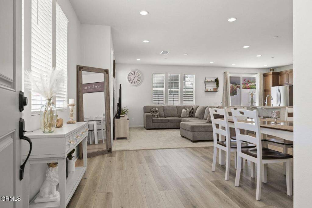 Fillmore, CA 93015,314 Hydrangea ST