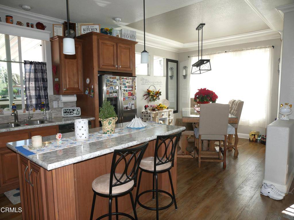 Ventura, CA 93003,175 Chaucer LN #.