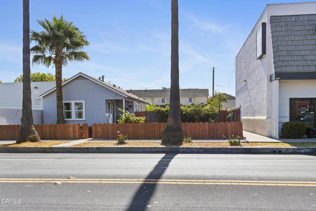 618 S C ST, Oxnard, CA 93030