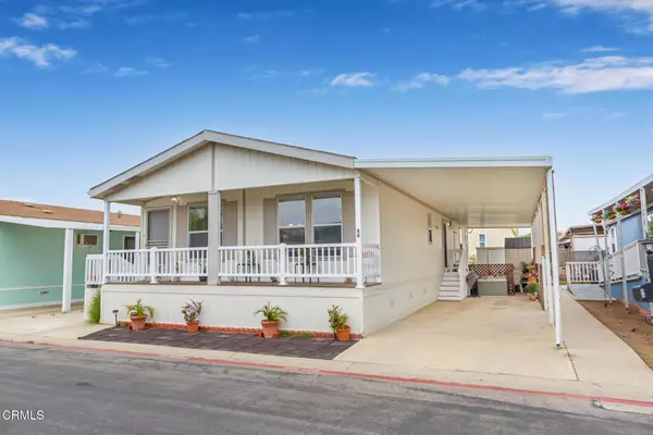 94 Camino Algarve #94, Camarillo, CA 93012