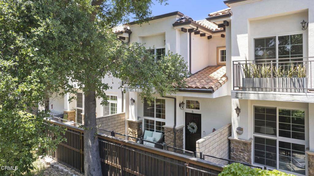 3236 Royal Oaks DR #5, Thousand Oaks, CA 91362