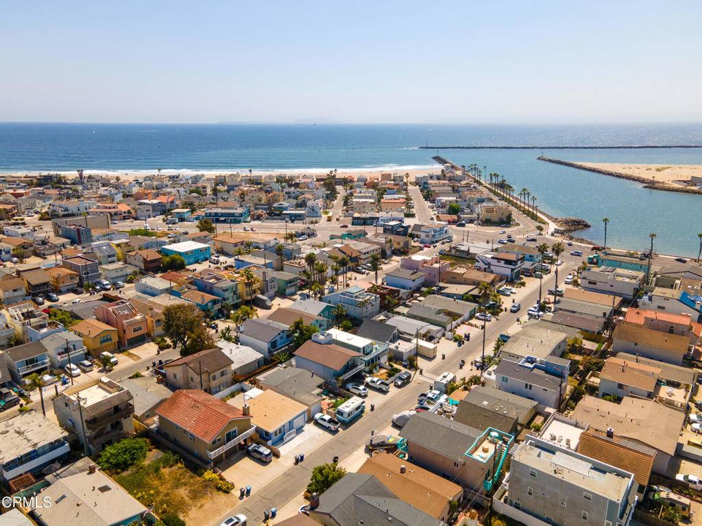 Oxnard, CA 93035,316 Santa Monica DR