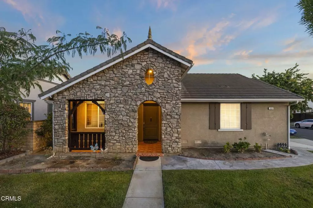 Camarillo, CA 93012,3806 Golden Pond DR