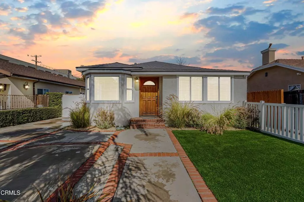 Sherman Oaks, CA 91403,15233 Camarillo ST