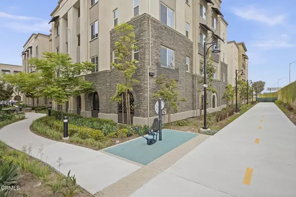 2850 Wagon Wheel RD #302, Oxnard, CA 93036