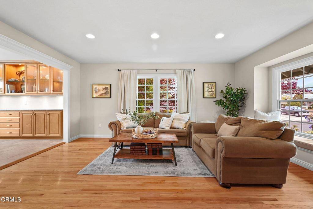 Newbury Park, CA 91320,1045 Rotella ST