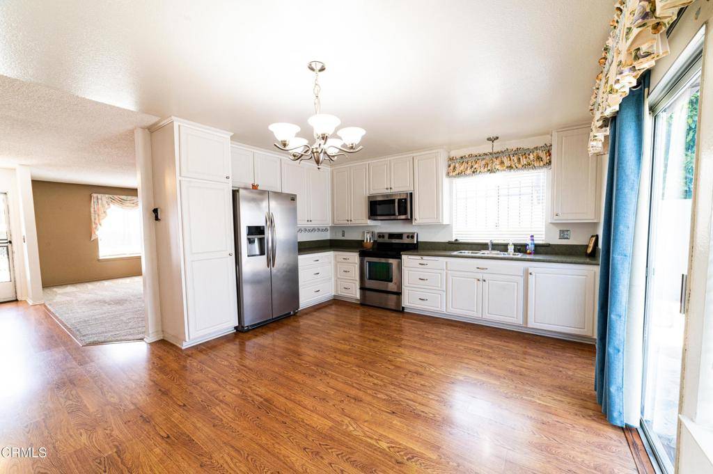 Ventura, CA 93003,1963 Bluejay AVE