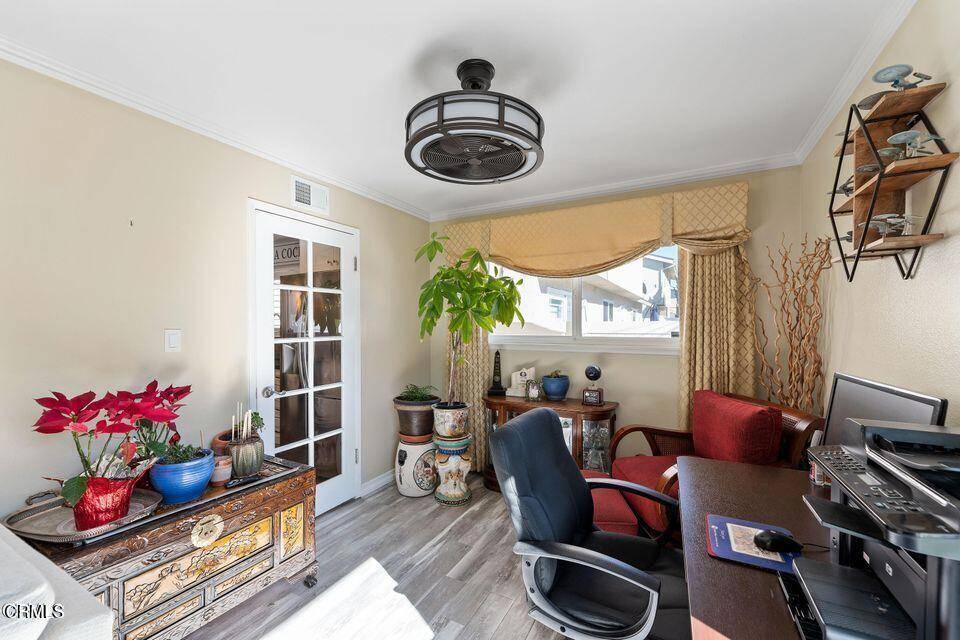 Oxnard, CA 93030,550 Lawnwood WAY