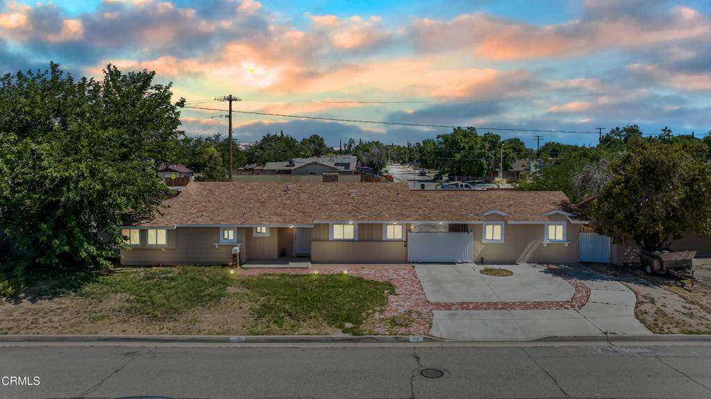 Lancaster, CA 93535,543 E Avenue J1