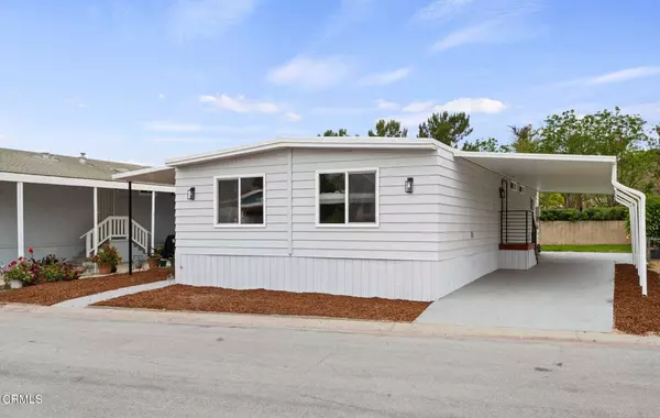201 Calle de la Rosa #., Camarillo, CA 93012