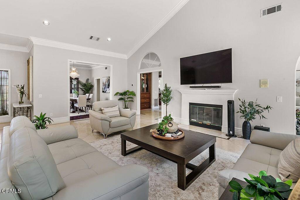 Camarillo, CA 93012,2981 Yucca DR