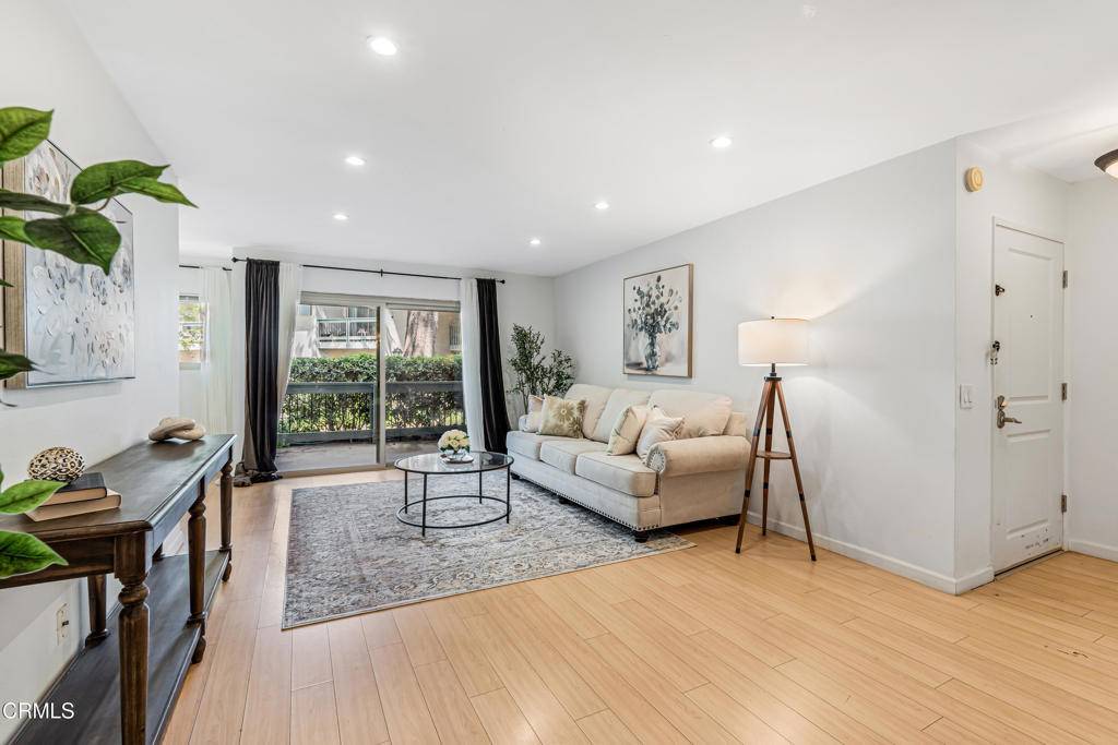 4722 Park Granada #206, Calabasas, CA 91302