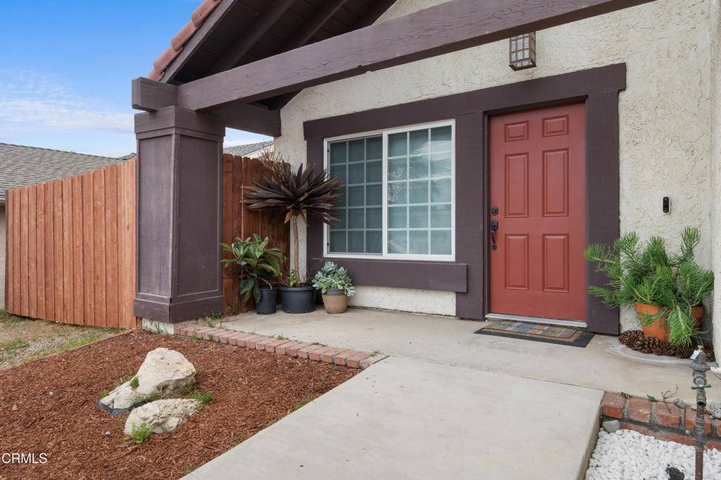 Thousand Oaks, CA 91320,803 Green Valley DR