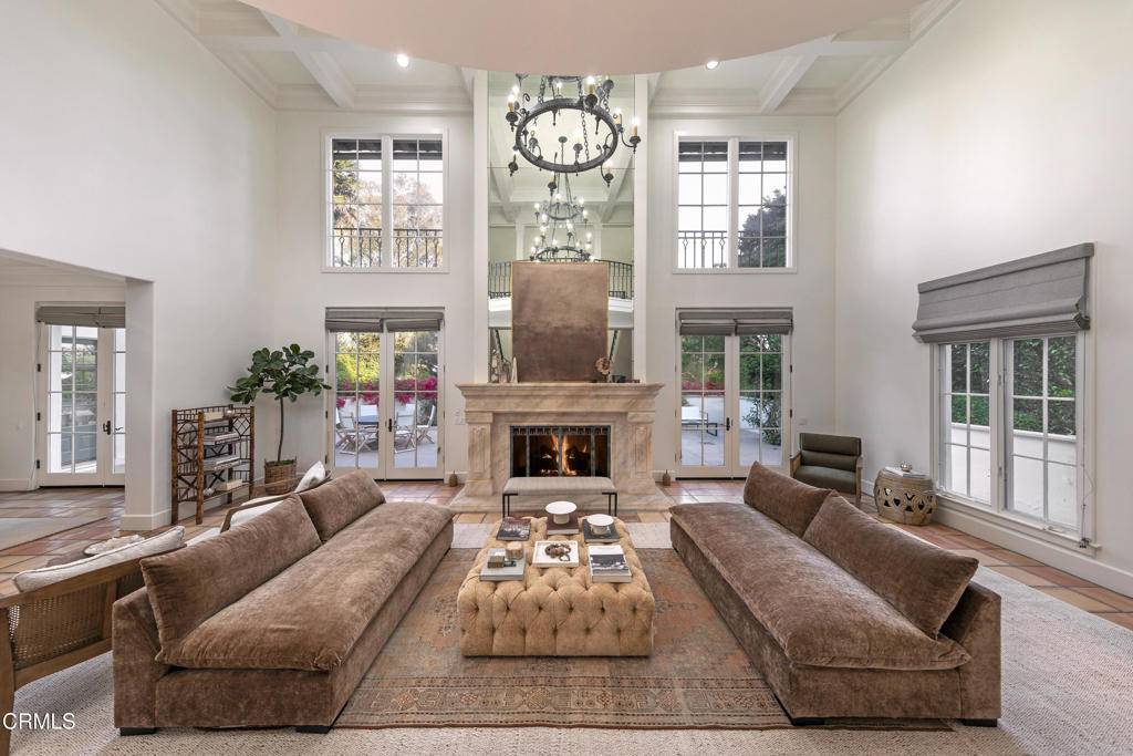 Santa Barbara, CA 93108,284 Gould LN
