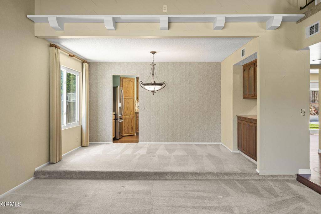 Ventura, CA 93004,373 Sacramento DR