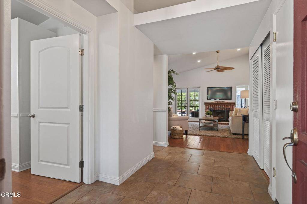 Ventura, CA 93004,9914 Jamestown ST