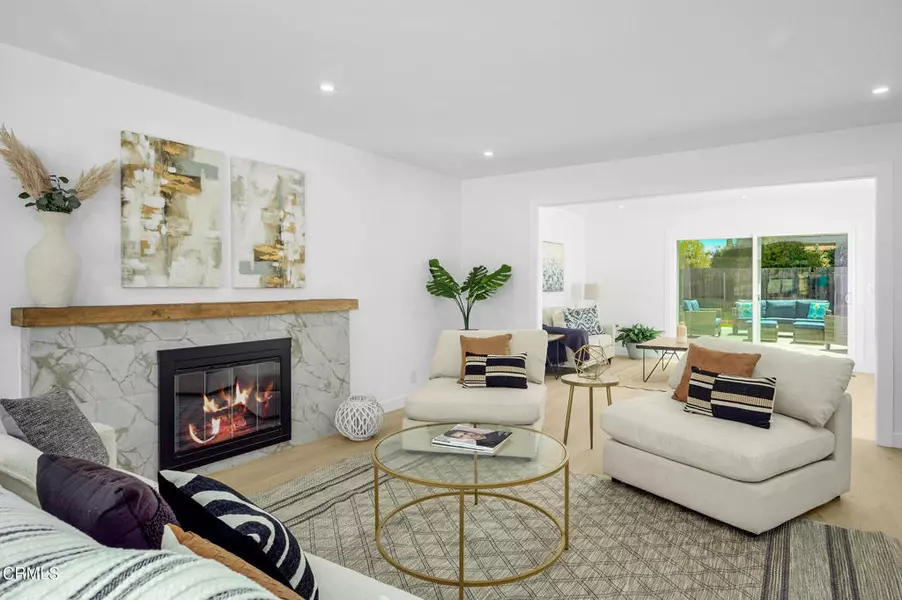 242 Redfield Ave AVE, Thousand Oaks, CA 91320