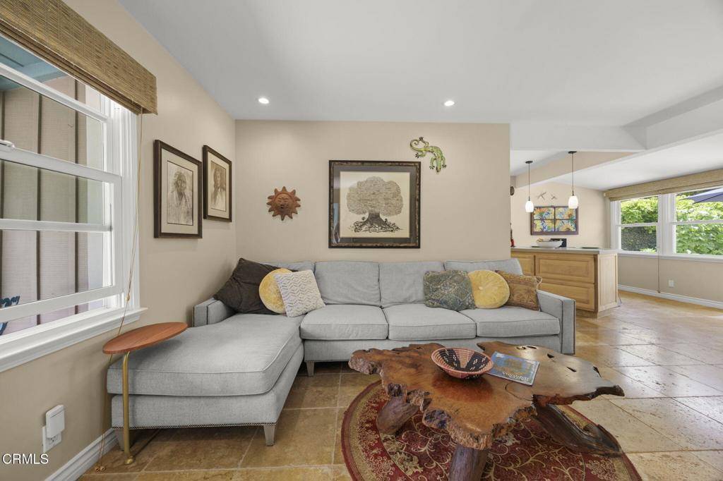 Ventura, CA 93003,401 S Brent ST