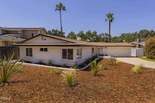 Ojai, CA 93023,1853 Country PL