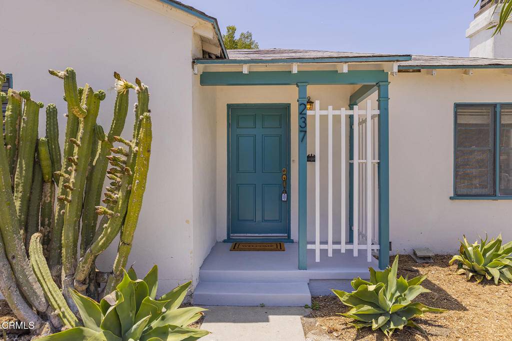 Ventura, CA 93003,237 N Katherine DR
