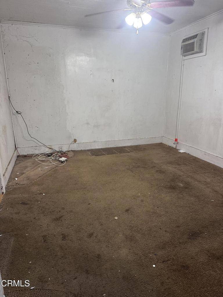 Santa Paula, CA 93060,422 N Oak ST