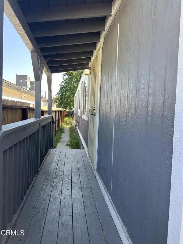 Ventura, CA 93004,1227 Clavel AVE
