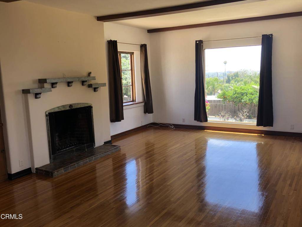 Ventura, CA 93003,352 Glen Ellen DR