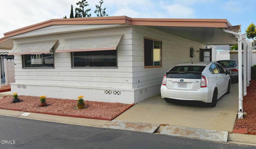 Ventura, CA 93003,48 Whitman CT #48