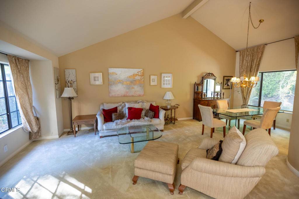 Thousand Oaks, CA 91362,2596 Rikkard DR
