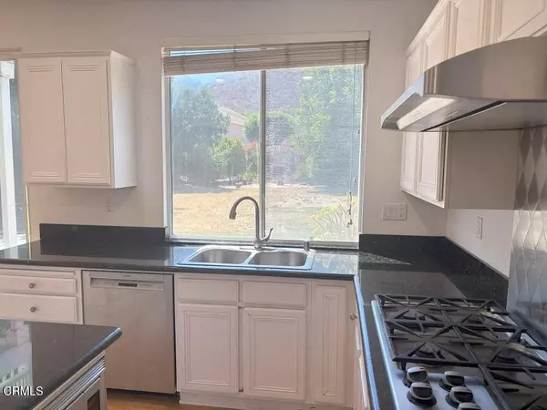 Simi Valley, CA 93065,1845 Autumn PL
