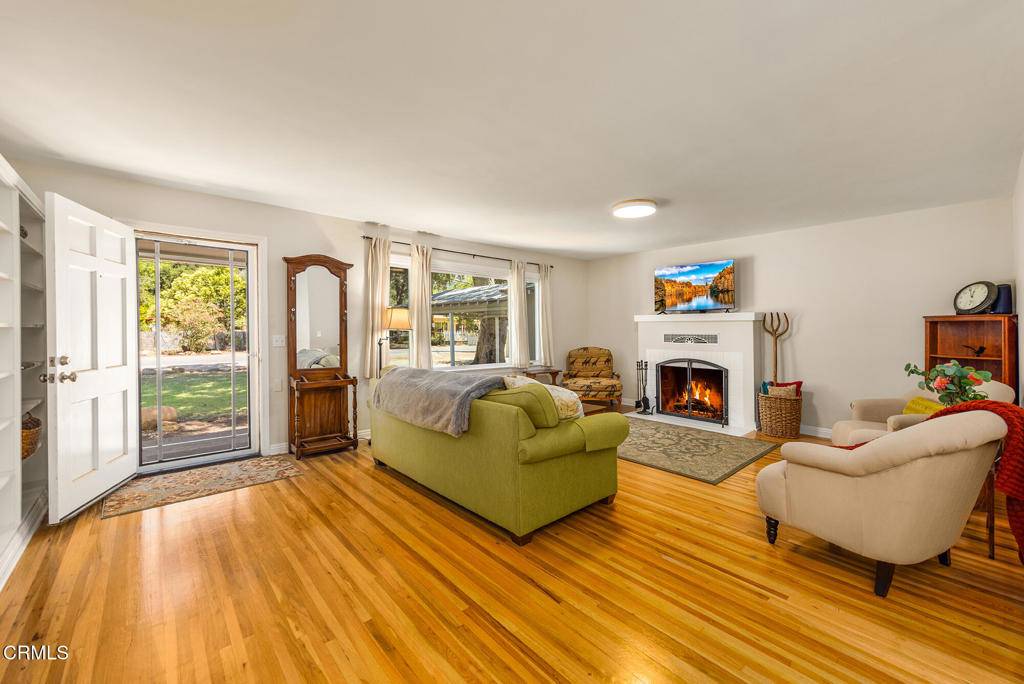 Ojai, CA 93023,840 Fairview RD