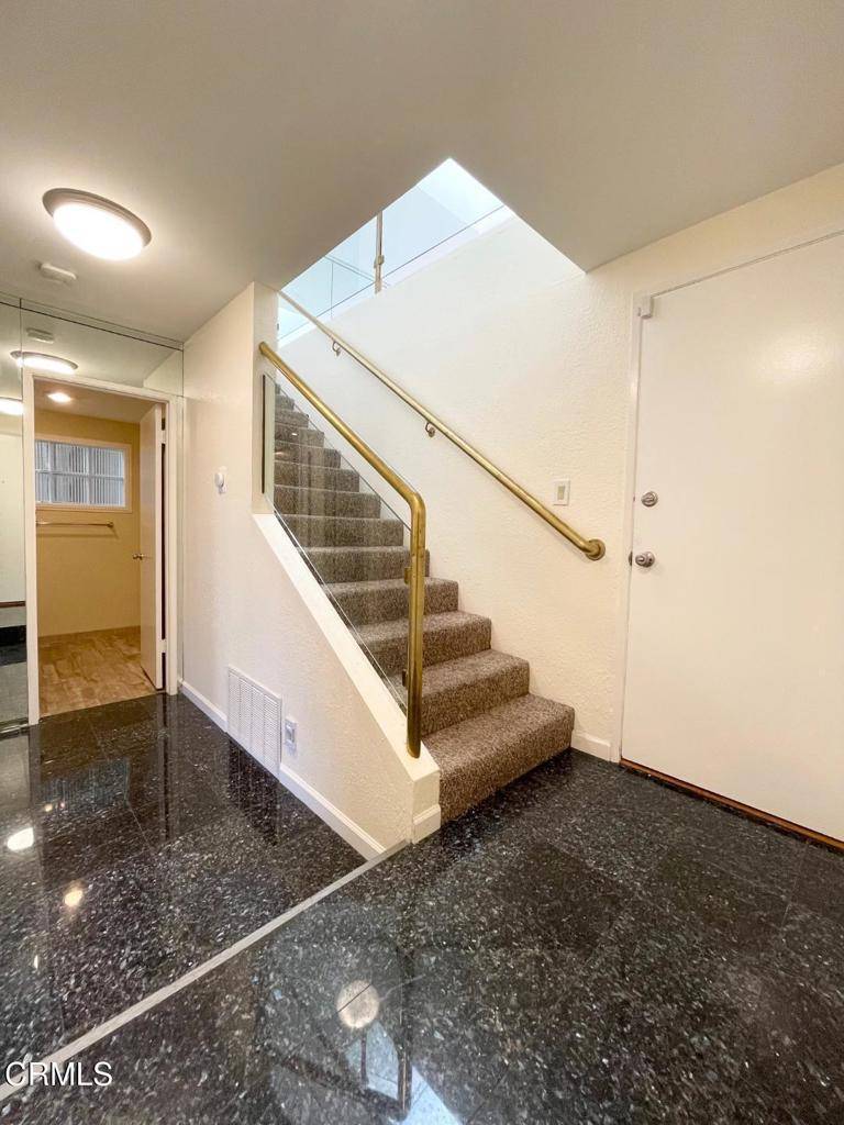 Port Hueneme, CA 93041,127 Seaspray WAY