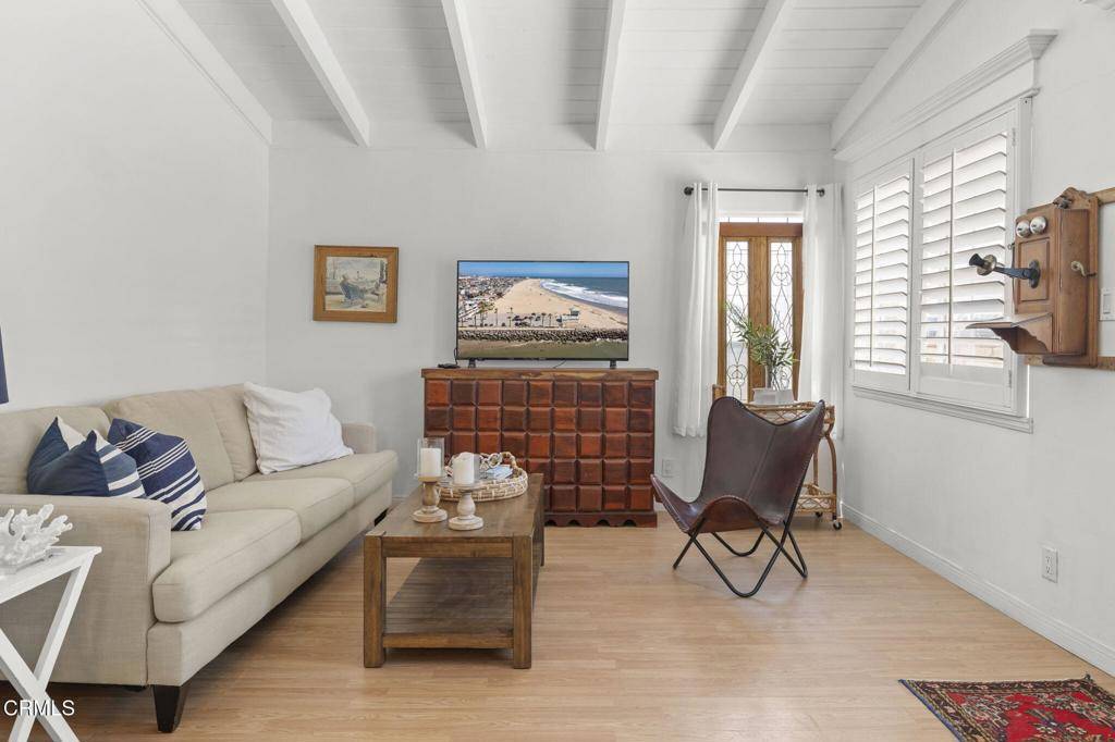 Oxnard, CA 93035,280 Rossmore DR