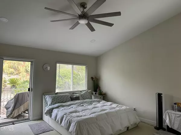 Yorba Linda, CA 92887,20530 Longbay DR