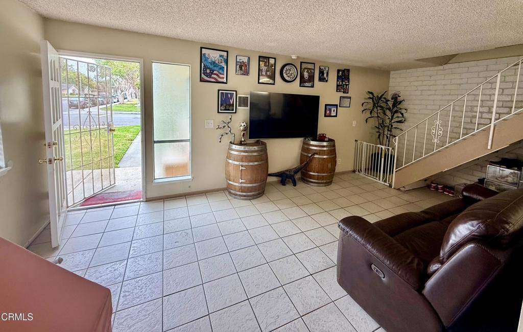 Port Hueneme, CA 93041,701 Halyard ST