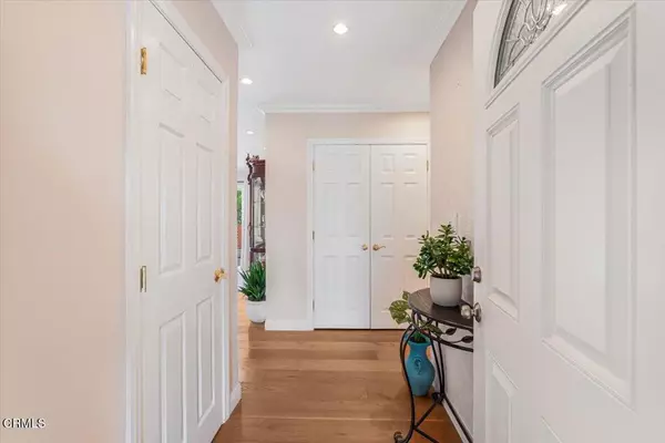 Simi Valley, CA 93065,835 Appleton RD