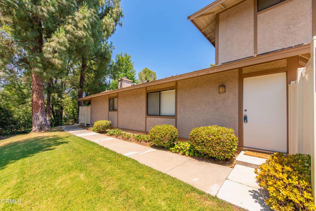 28763 Conejo View DR, Agoura Hills, CA 91301