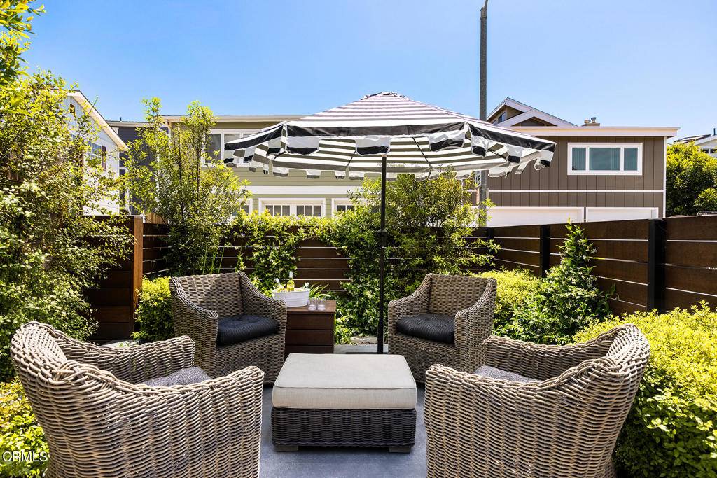Ventura, CA 93001,1173 Norwich LN