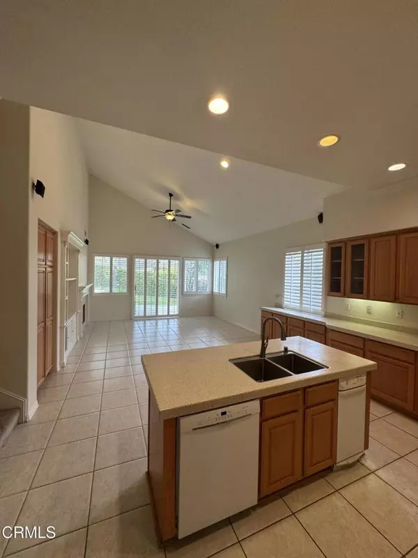 Thousand Oaks, CA 91362,3442 Indian Ridge CIR