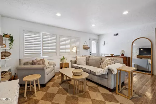 Ventura, CA 93004,1546 Radnor AVE