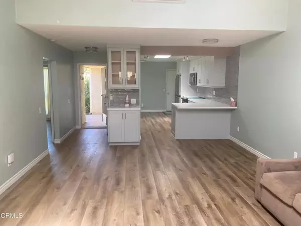 Camarillo, CA 93012,16175 Village 16
