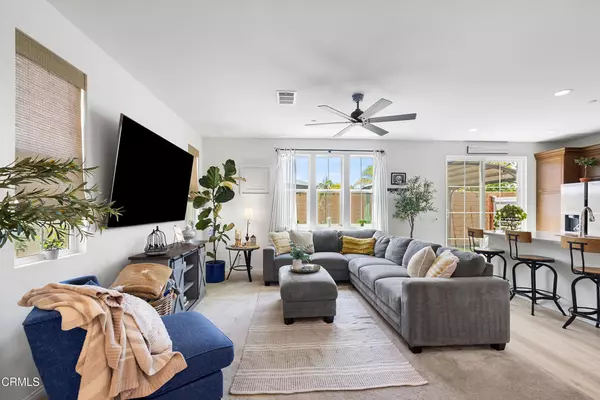 Fillmore, CA 93015,362 Hydrangea ST