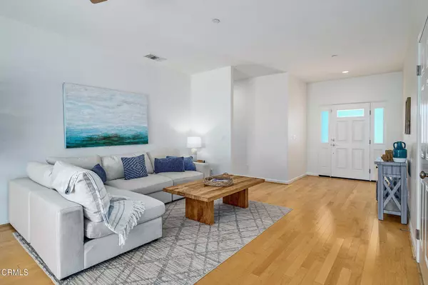 Thousand Oaks, CA 91360,331 Dryden ST