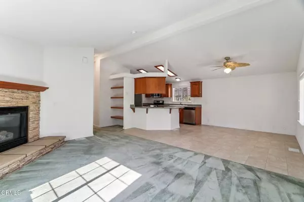 Newbury Park, CA 91320,110 La Fortuna #110