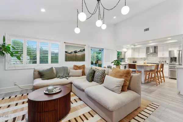 Agoura Hills, CA 91301,30386 Rainbow View DR