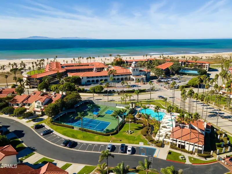 2200 Martinique LN, Oxnard, CA 93035