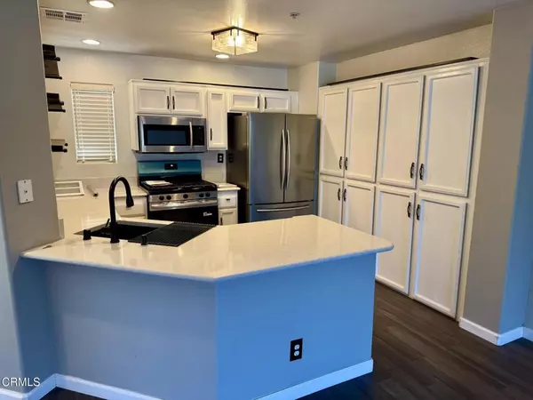 Newbury Park, CA 91320,2742 Borchard RD